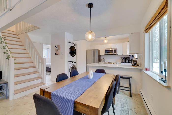 Tobyhanna Home with Fire Pit and 3 Community Pools!