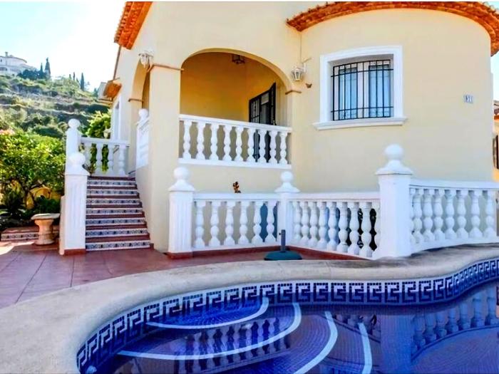 Serene Retreat in El Ràfol