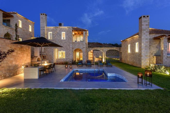 Villa with private pool in Chersonissos