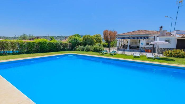 El Olmo Posadas by Ruralidays