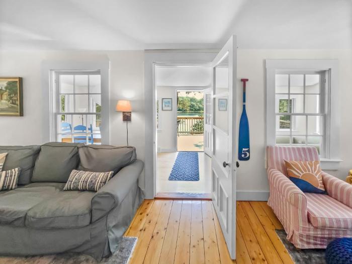 379 Oak Street Harwich Cape Cod - - Harwich Hideaway