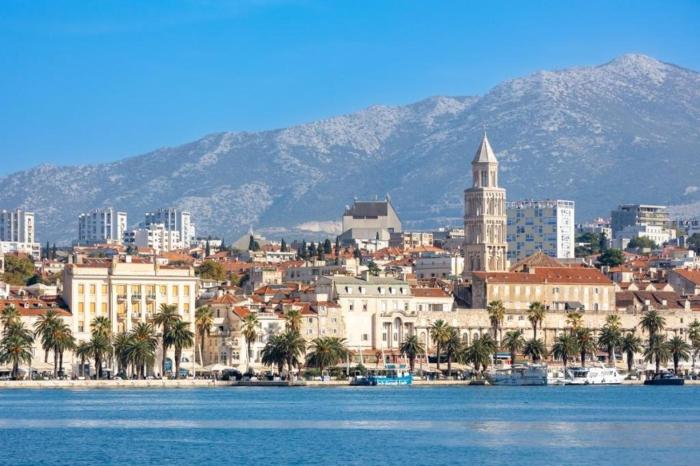 Apartment in Split with sea view, balcony, air conditioning, WiFi 5141-1