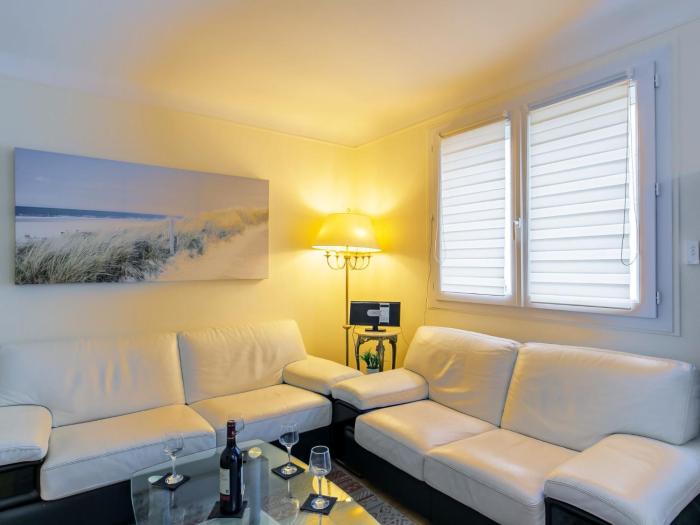 Apartment Les Glénans by Interhome