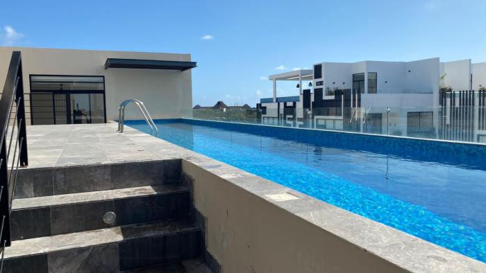 Estudio moderno y zona exclusiva