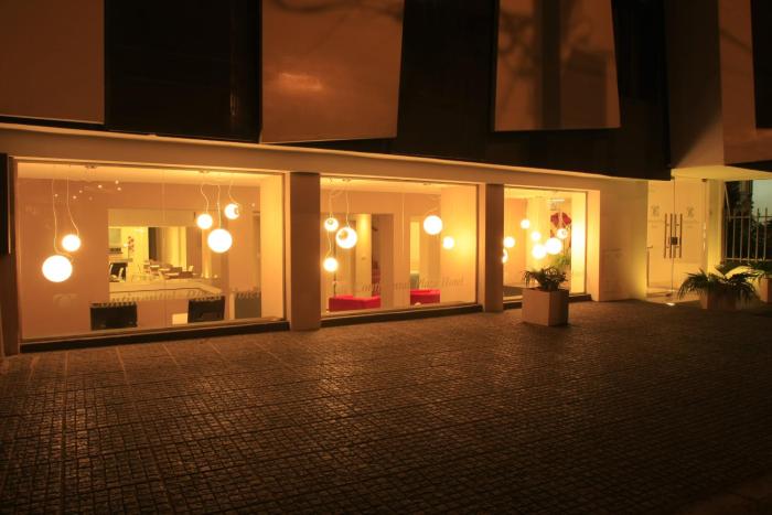 HOTEL CONTINENTAL PLAZA