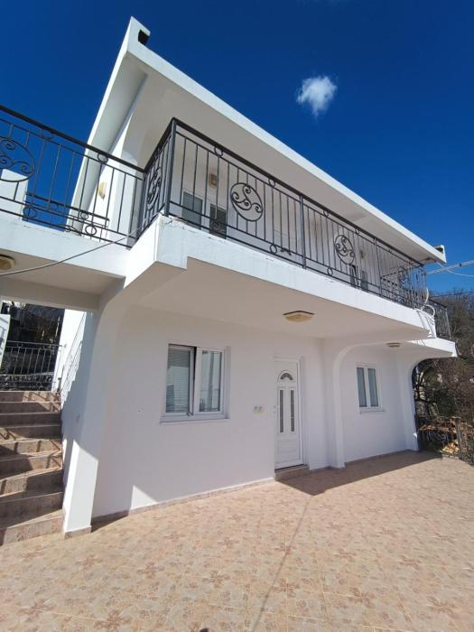 Apartments Sea View