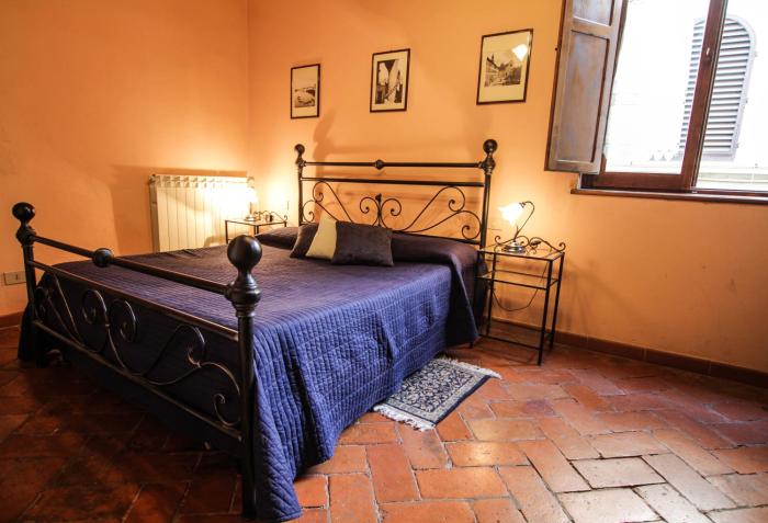 Classico e romantico Appartamento Fiorentino 10 min a piedi da Ponte Vecchio e 5 minuti da Palazzo Pitti area UNESCO