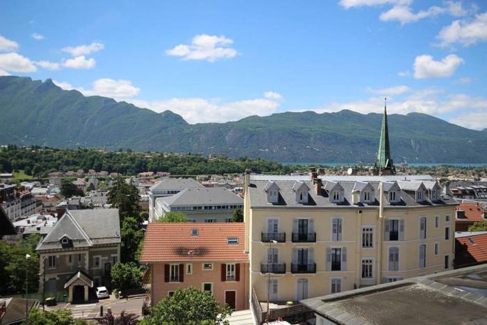 studio avec vue sur lac