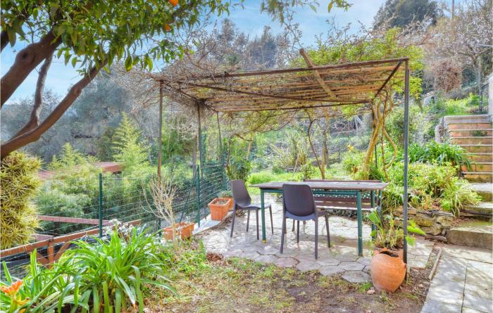 3 Bedroom Awesome Apartment In Camogli