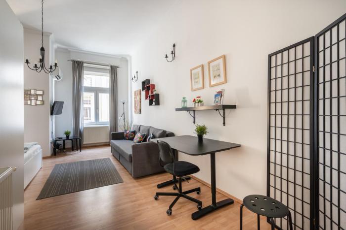 K10 - Kazinczy Street Heritage Suite - Best Location by BQA