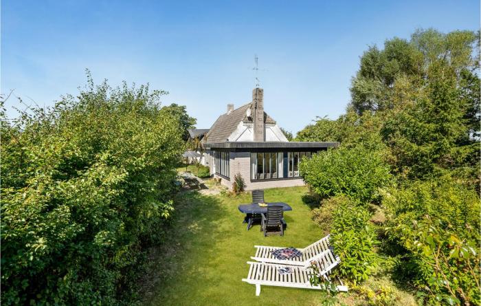 Awesome Home In Rødby With Kitchen