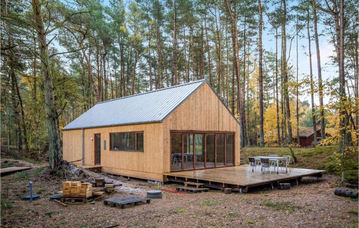 Stunning Home In Nexø With Kitchen