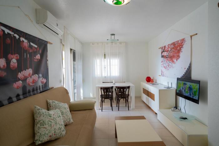 Apartamento a 50 metros del mar con párking