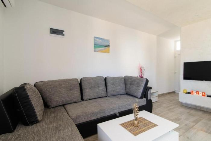 Apartment in Okrug Gornji with sea view, terrace, air conditioning, WiFi 5134-4