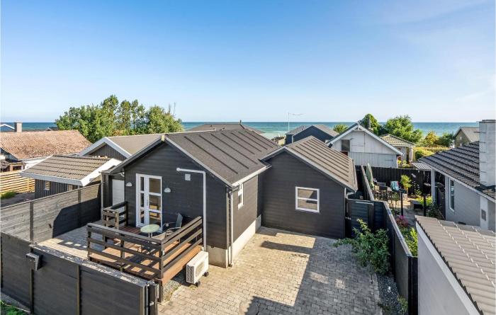 Beautiful Home In Otterup With Wifi