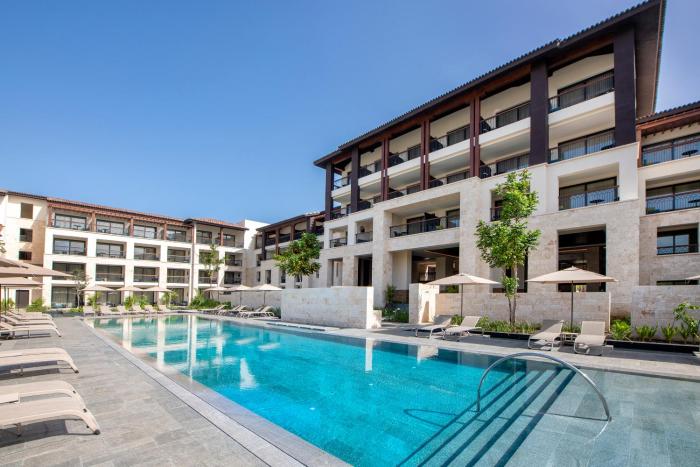 Adults Only Club at Lopesan Costa Bávaro Resort