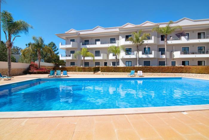 Apartamento T1 - Em zona tranquila