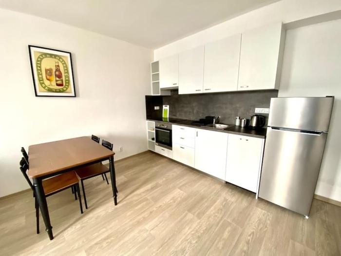 Two-room apartment with garage in the center