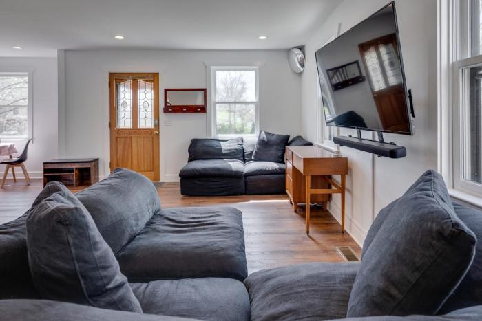 Hillsboro Village Hideaway