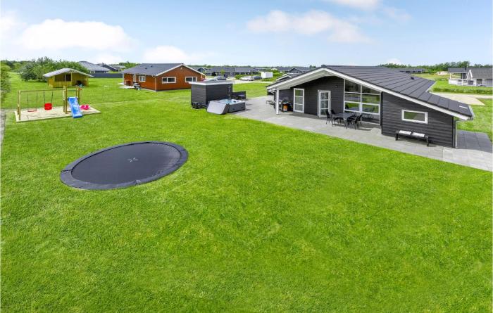 Cozy Home In Tarm With Sauna