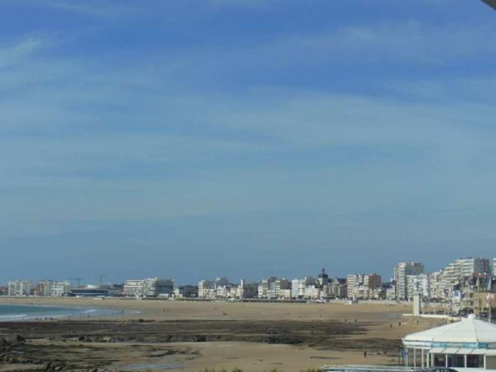 Appartement T2 face à la mer, 4 couchages, Les Sables dOlonne - Proche plage et marché - FR-1-325-9