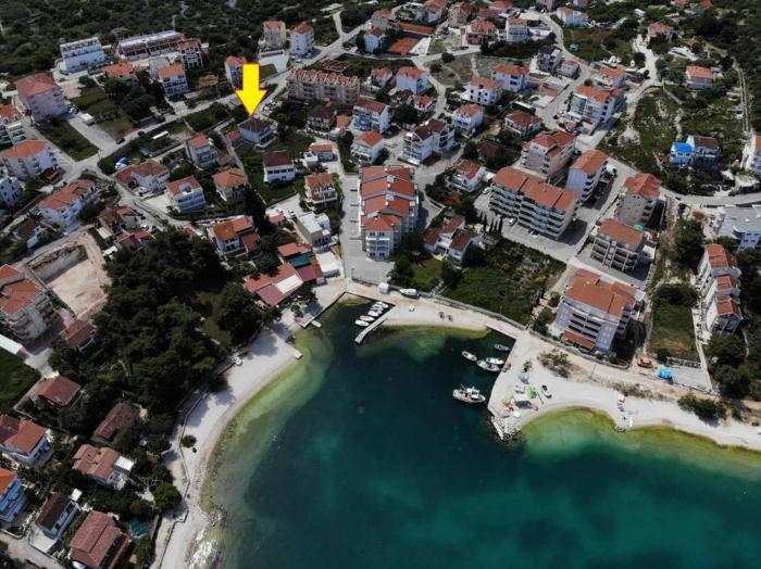 Apartment in Okrug Gornji with terrace, air conditioning, WiFi, washing machine 5157-1