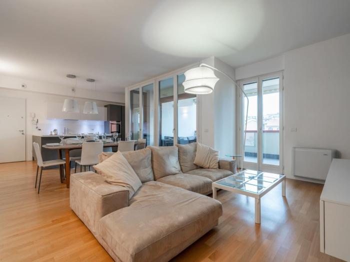 The Best Rent - Modern three-bedroom apartment with terrace in Cenisio district