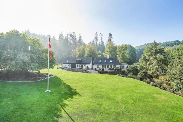 Naturskøn landidyl på Ibækgaarden - I egen bolig