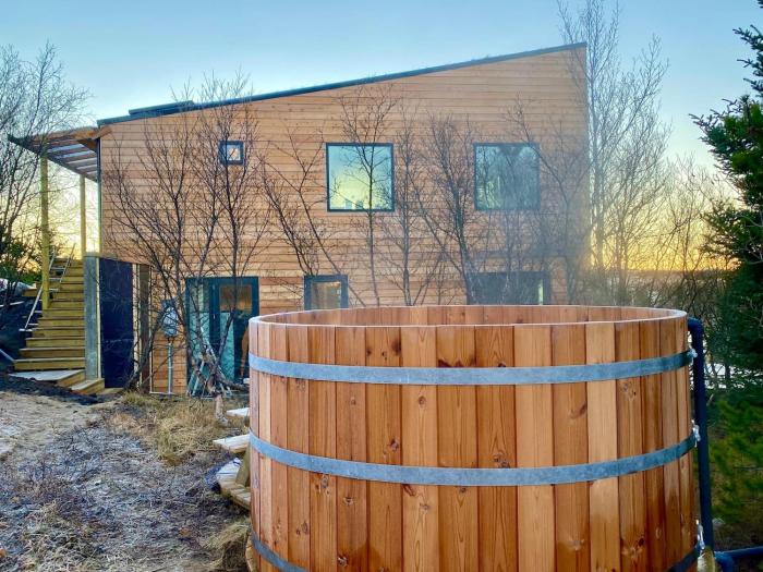 The Oak house - Designers private Northern lights geothermal Villa