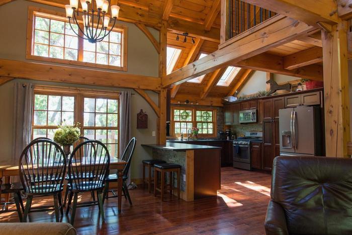 Persimmon Hollow with GameRoom