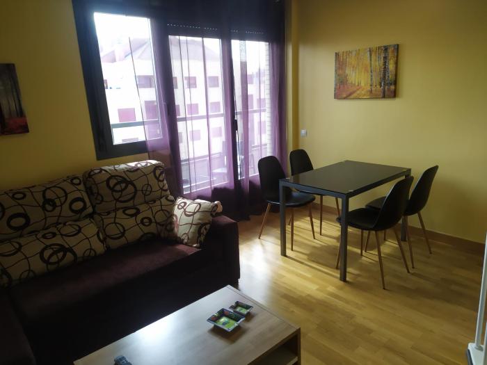 Apartamento Italia piscina aire acondicionado terraza y vistas montaña ideal para mascotas