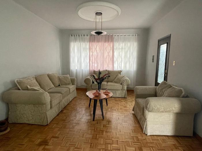 Casa Completa con Garage Privado en Benito Juárez