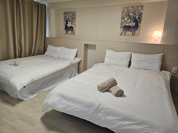 AREX Hongik station 3min