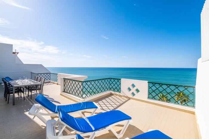 Frente ao Mar - 3 quartos - wi-fi - AQ