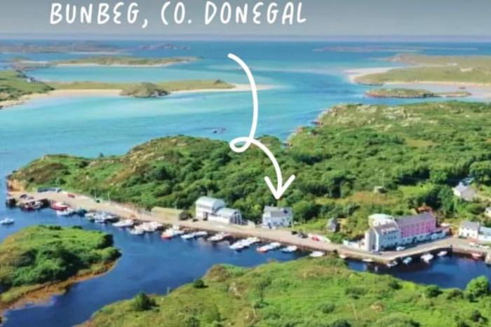 The Old Boathouse at Bunbeg Harbour