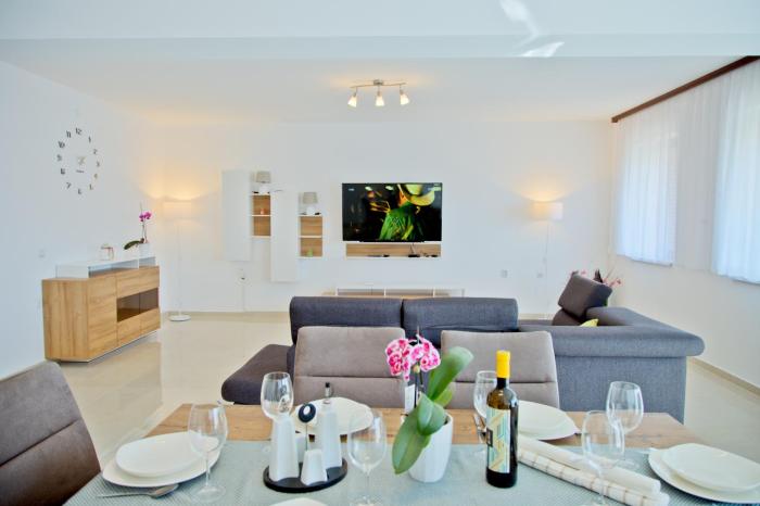 Apartment Karolina - green oasis