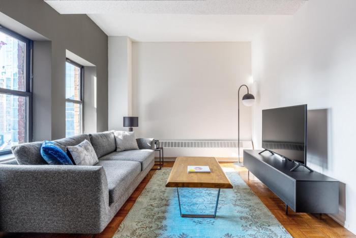 Chelsea 1BR w Gym Concierge nr Penn Stn MSG NYC-439