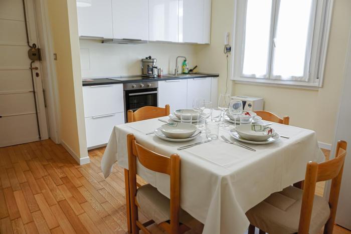 Easy Room Italy Balcony