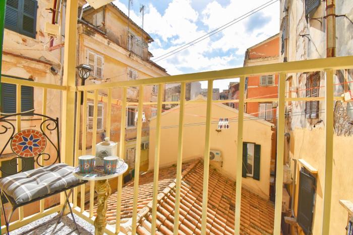 Venetian Well Gallery apartment in Corfu Old Town