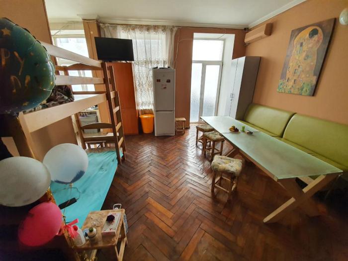 Хостел на Льва Толстого