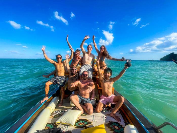 Nomads Ao Nang Party Hostel 18-35 Years Old Only