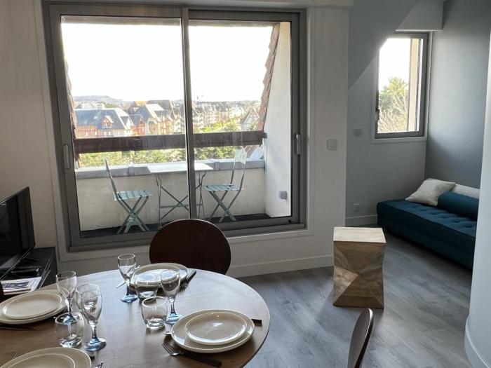 Cabourg: Duplex Rénové 2P, Plage Directe, Fibre - FR-1-487-351