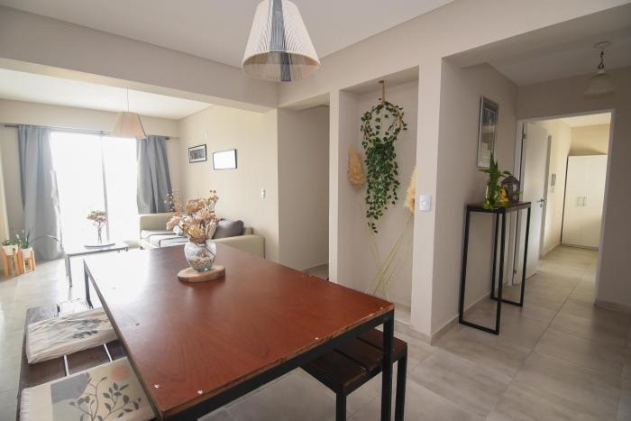 Cómodo apt 2DR con hermosas vistas!