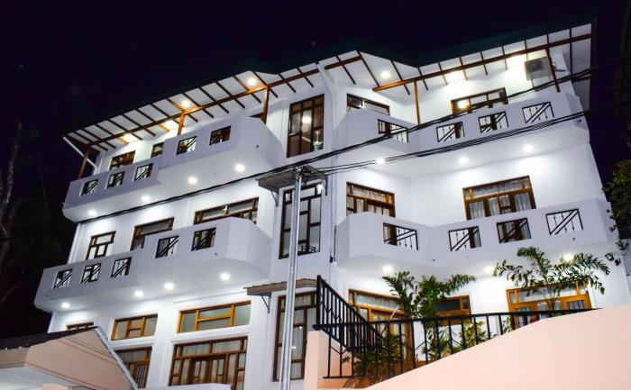 SaRu Apartments Kandy - 2 Bedrooms Up to 6 Guests