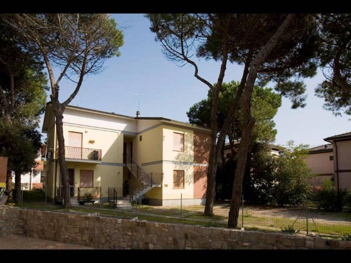 Homely apartment close to the beach-Beahost