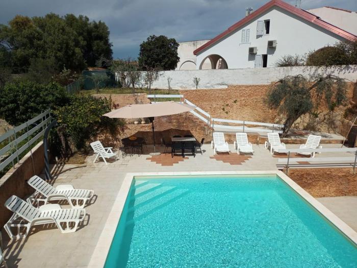 Terre di mare near the sandy beach with pool, parking & wifi