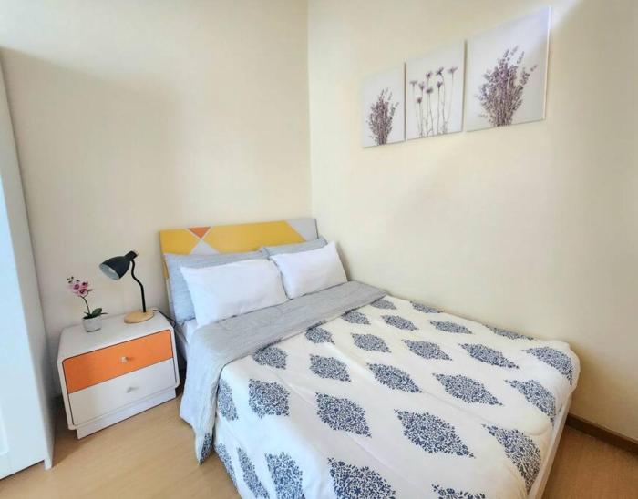 BGC Fresh & Cozy Studio near Burgos Circle with Fast Internet Connection