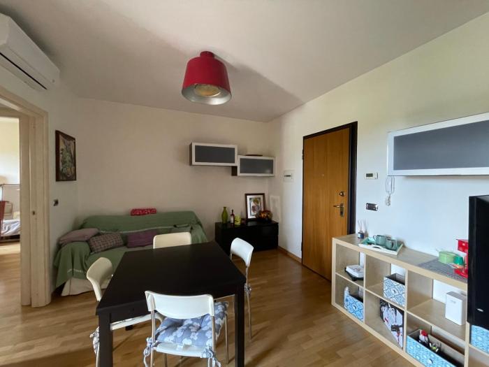 A Casa di Amici - intero appartamento - Free parking - wi-fi