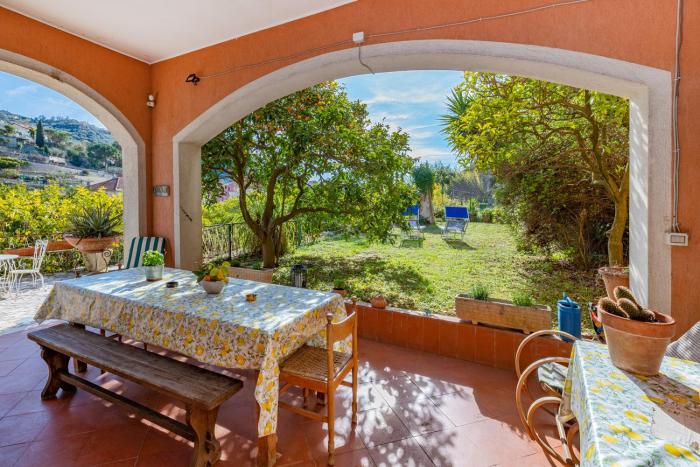 Villa Teresa a due passi da Finalborgo