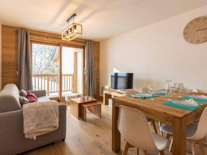 Appartement 6 pers, 2 chambres, balcon, parking, WIFI - FR-1-291-889